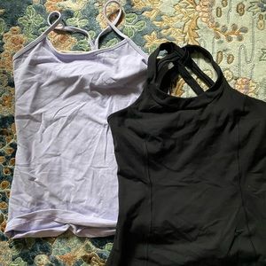 Bundle of two lulu tanks size M
